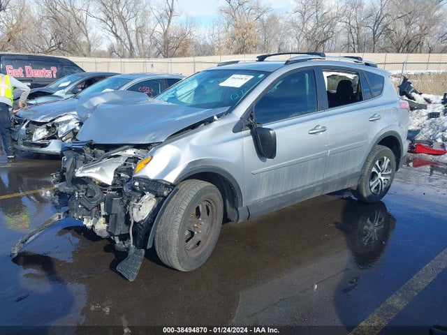 Toyota RAV4 LE 2016 2T3BFREV8GW533588 Image 2