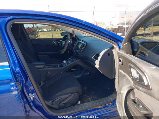 Chrysler 200 Limited 2015 1C3CCCAB2FN623593 Image 5