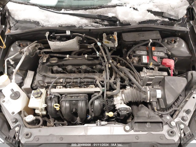 2010 FORD FOCUS SE VIN: 1FAHP3FN6AW121252