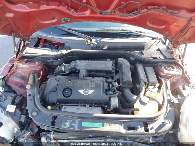 2010 MINI COOPER CLUBMAN WMWML3C55ATX38634 Photo 9