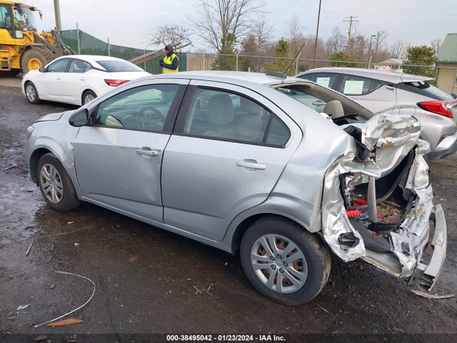Chevrolet Sonic Ls Auto 2018 1G1JB5SH1J4114445 Image 3