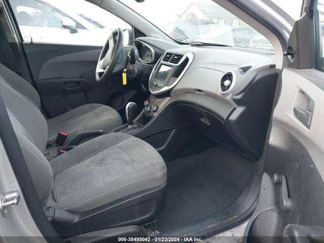 Chevrolet Sonic Ls Auto 2018 1G1JB5SH1J4114445 Image 5