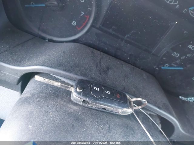 1FTMF1C86HKE07098 Ford F-150 Xl