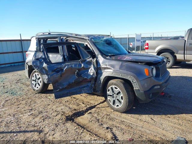Jeep Renegade Trailhawk 2016 ZACCJBCT0GPD67027 Image 6