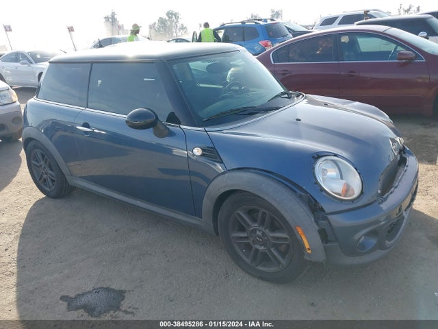 2011 MINI COOPER WMWSU3C53BT182152 Photo 0