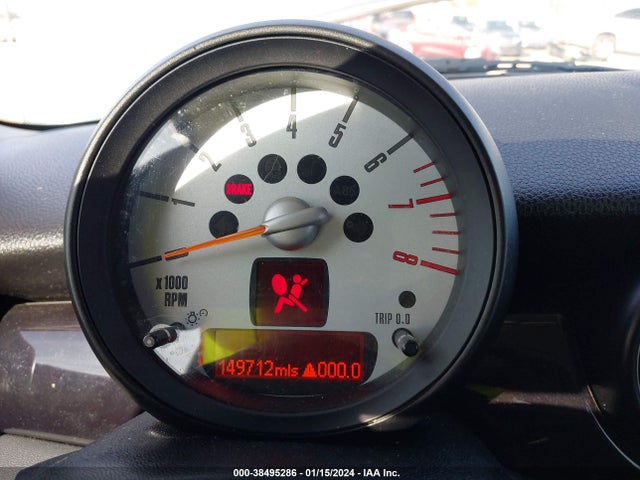 2011 MINI COOPER WMWSU3C53BT182152 Photo 6