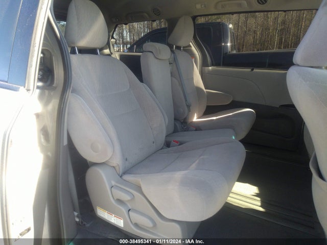 2016 TOYOTA SIENNA LE 8 PASSENGER VIN: 5TDKK3DC9GS751629