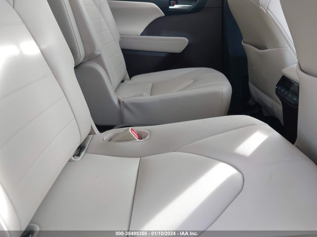 2020 TOYOTA HIGHLANDER XLE VIN: 5TDGZRAH9LS012873