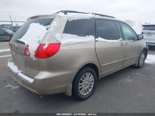2010 TOYOTA SIENNA XLE VIN: 5TDYK4CC6AS331240