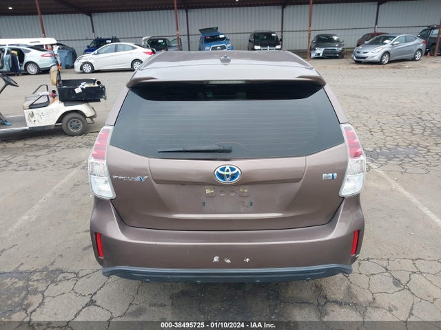 Продаж на аукціоні авто 2015 Toyota Prius V Five, vin: JTDZN3EU1FJ019424, номер лоту: 38495725