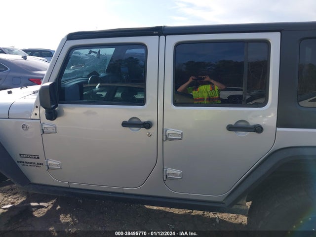 2012 JEEP WRANGLER UNLIMITED SPORT VIN: 1C4BJWDG4CL218722