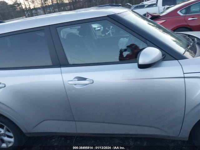 KIA SOUL S 2021 KNDJ23AU4M7779868 Image 13
