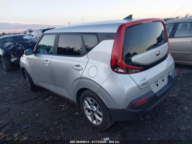 KIA SOUL S 2021 KNDJ23AU4M7779868 Image 3