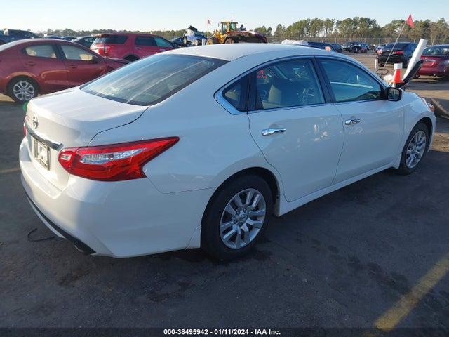 Продаж на аукціоні авто 2017 Nissan Altima 2.5 S, vin: 1N4AL3AP3HC277685, номер лоту: 38495942