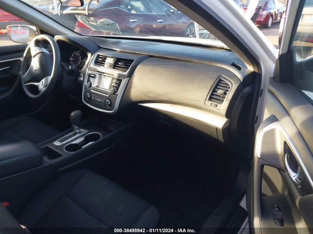 Продаж на аукціоні авто 2017 Nissan Altima 2.5 S, vin: 1N4AL3AP3HC277685, номер лоту: 38495942