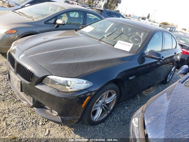 BMW 528I 2015 WBA5A5C58FD516385 Image 2