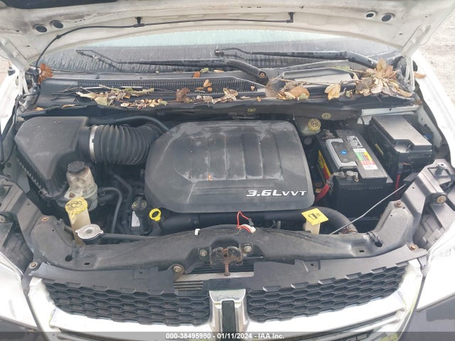 2011 DODGE GRAND CARAVAN CREW VIN: 2D4RN5DG3BR656993