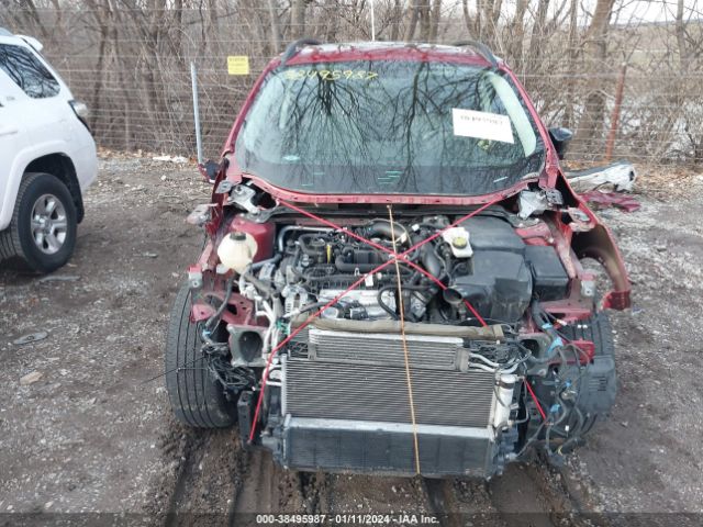 1FMCU9GDXJUC58885 Ford ESCAPE SE