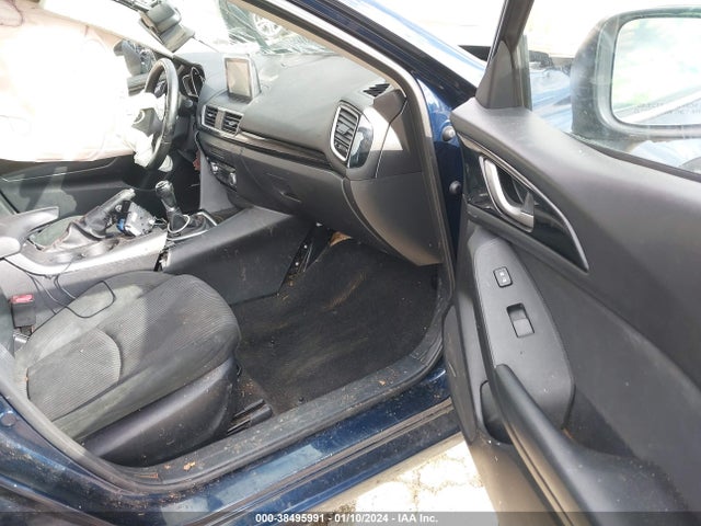 Mazda Mazda3 I Touring 2016 JM1BM1W71G1300013 Image 5