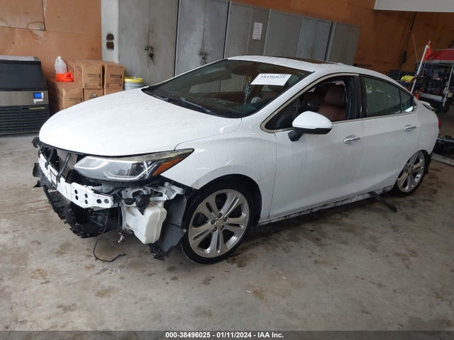 Chevrolet Cruze Premier Auto 2017 1G1BF5SMXH7118024 Image 2