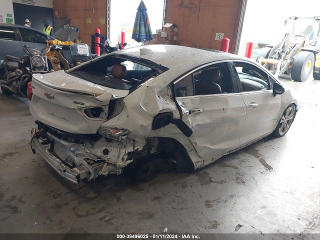 Chevrolet Cruze Premier Auto 2017 1G1BF5SMXH7118024 Image 4