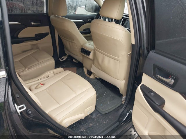 Toyota Highlander Xle 2019 5TDJZRFH7KS613230 Image 8
