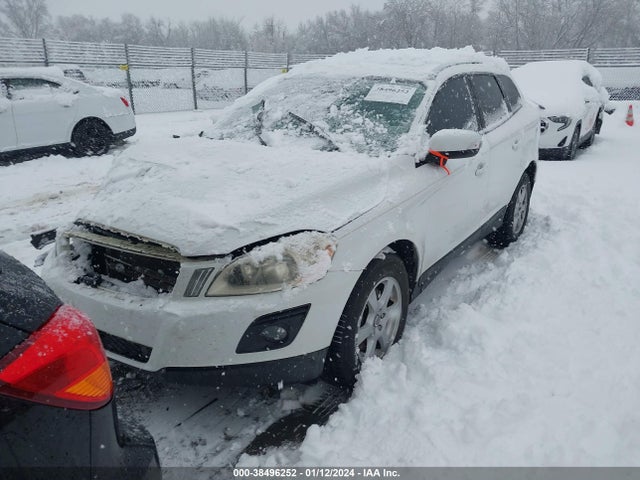 2010 VOLVO XC60 3.2 VIN: YV4982DL0A2063103