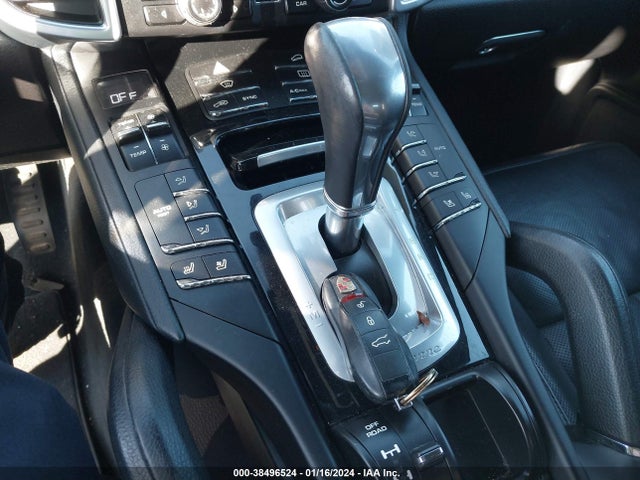 2016 PORSCHE CAYENNE WP1AA2A2XGKA12361 Photo 10