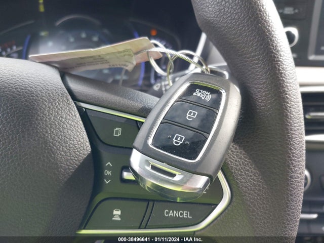 2020 HYUNDAI SANTA FE SEL VIN: 5NMS33AD6LH229502