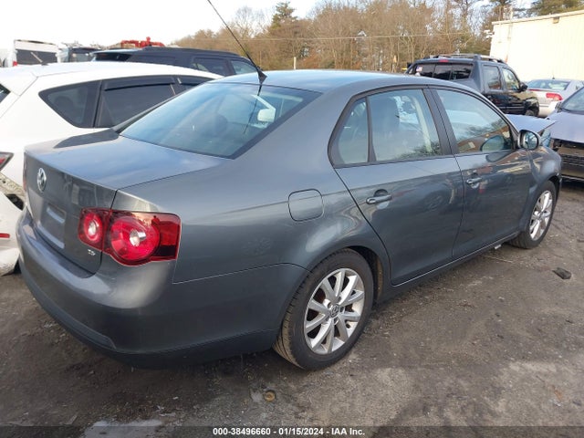 2010 VOLKSWAGEN JETTA LIMITED EDITION VIN: 3VWRZ7AJ4AM094778