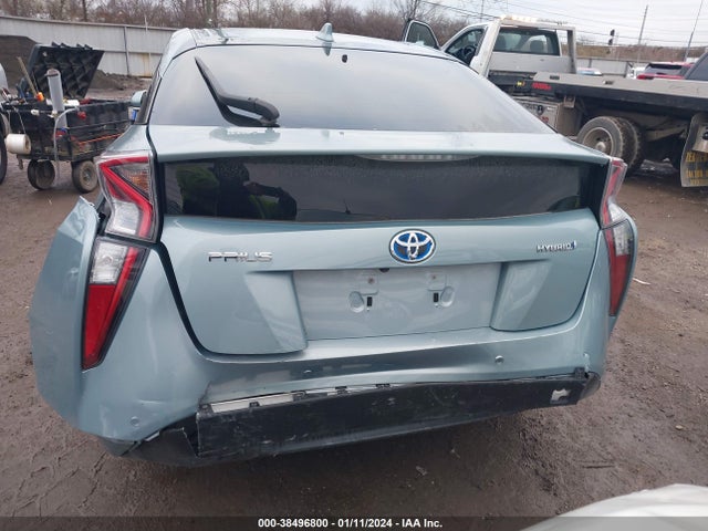 Toyota Prius Two 2018 JTDKBRFU7J3601102 Image 16