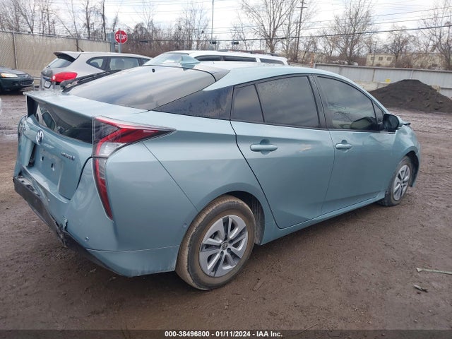 Toyota Prius Two 2018 JTDKBRFU7J3601102 Image 4