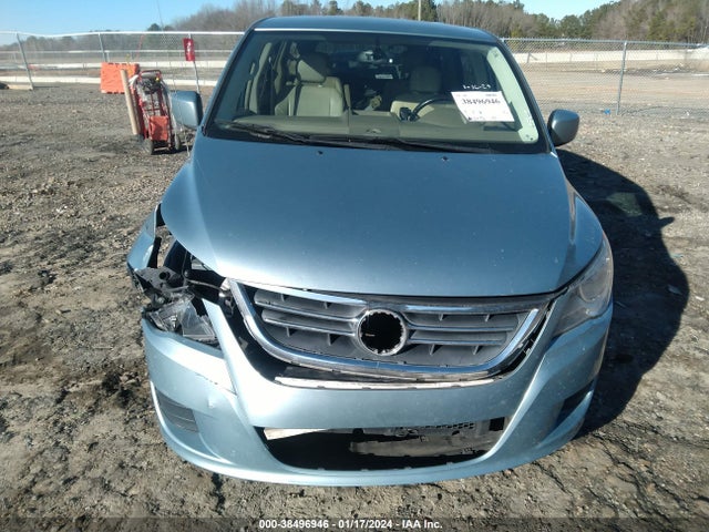2010 VOLKSWAGEN ROUTAN SE VIN: 2V4RW3D16AR167230