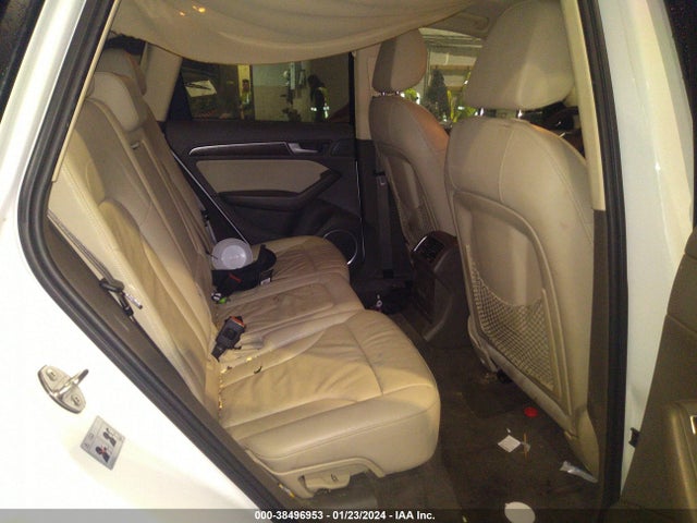 WA1LFAFP9EA130764 Audi Q5 2.0t Premium