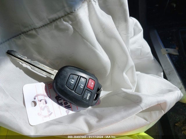 Toyota COROLLA LE 2018 2T1BURHE1JC968780 Image 11