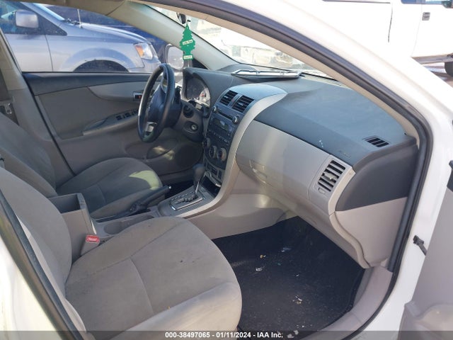 2011 TOYOTA COROLLA LE VIN: 2T1BU4EE0BC547982