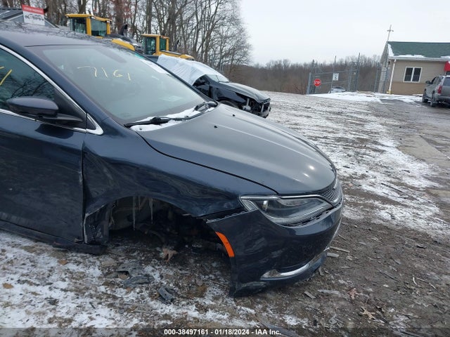 Chrysler 200 Limited Platinum 2017 1C3CCCAB2HN507796 Image 6