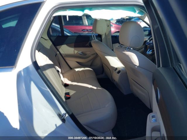 W1N0G8DB4NV331740 Mercedes-Benz Glc 300 Suv