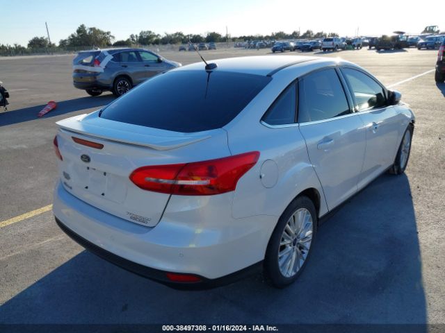 1FADP3J28GL395171 Ford Focus Titanium