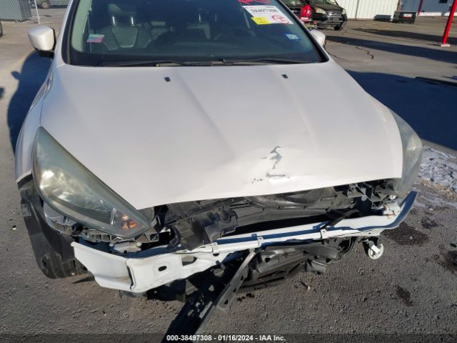 1FADP3J28GL395171 Ford Focus Titanium