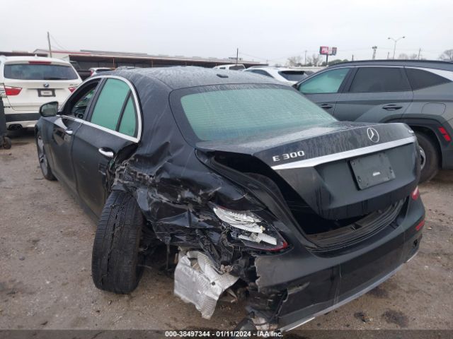 WDDZF4KB4JA394647 Mercedes-Benz E 300 4matic