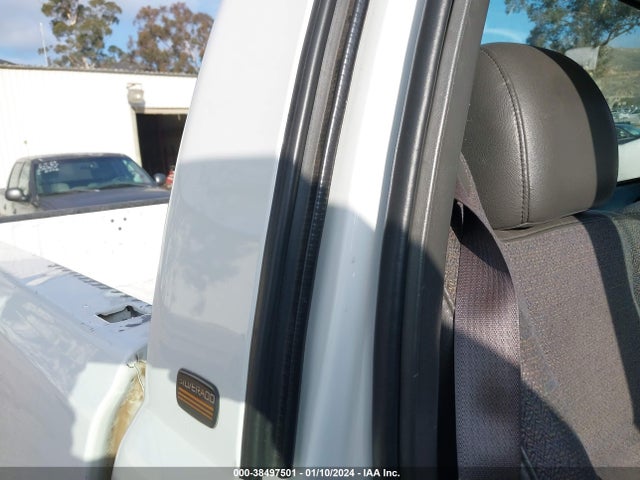 2004 CHEVROLET SILVERADO 1500 WORK TRUCK VIN: 1GCEC14VX4E327183