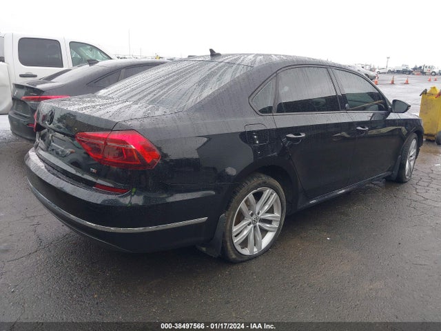 1VWLA7A36KC010025 Volkswagen Passat 2.0t Wolfsburg Edition