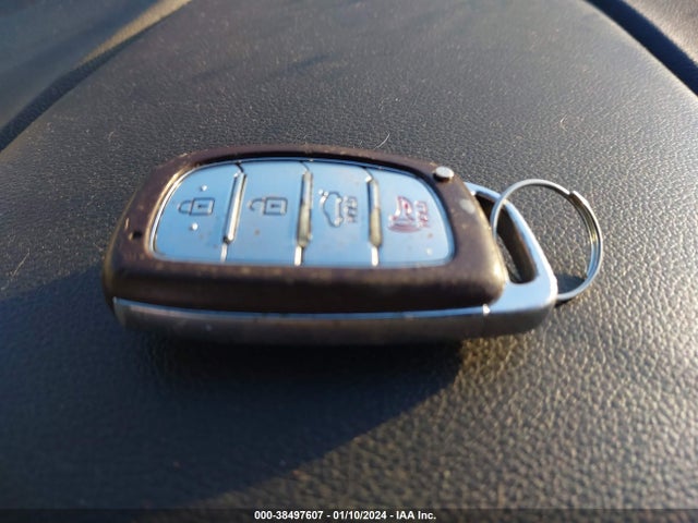 Hyundai Elantra Value Edition 2017 5NPD84LF0HH191726 Image 11