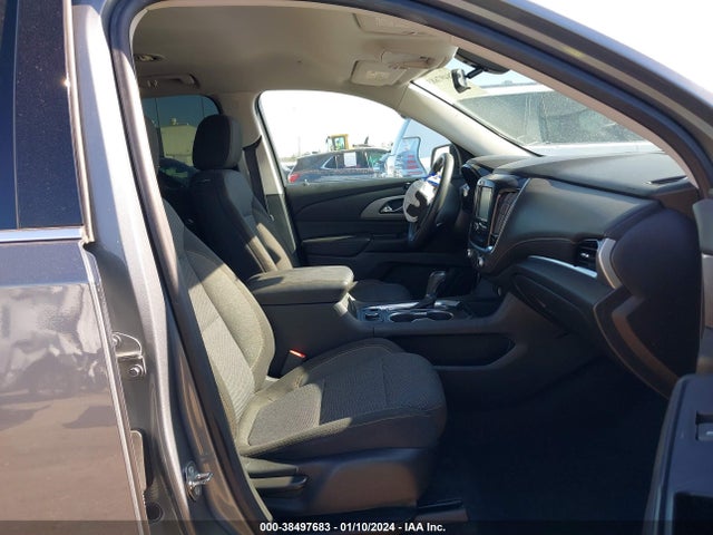 Chevrolet Traverse Ls 2018 1GNERFKWXJJ136932 Image 5