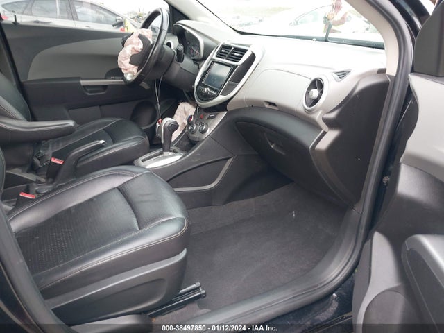 Chevrolet Sonic Premier Auto 2017 1G1JF5SB1H4124080 Image 5