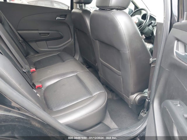 Chevrolet Sonic Premier Auto 2017 1G1JF5SB1H4124080 Image 8