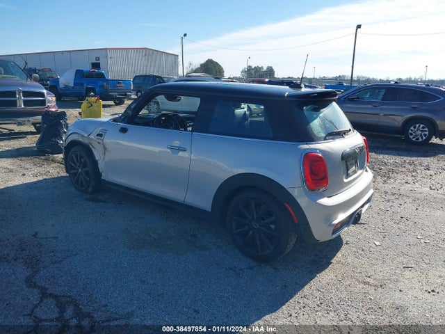 2015 MINI HARDTOP WMWXP7C5XF2A41856 Photo 2