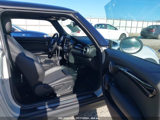 2015 MINI HARDTOP WMWXP7C5XF2A41856 Photo 4