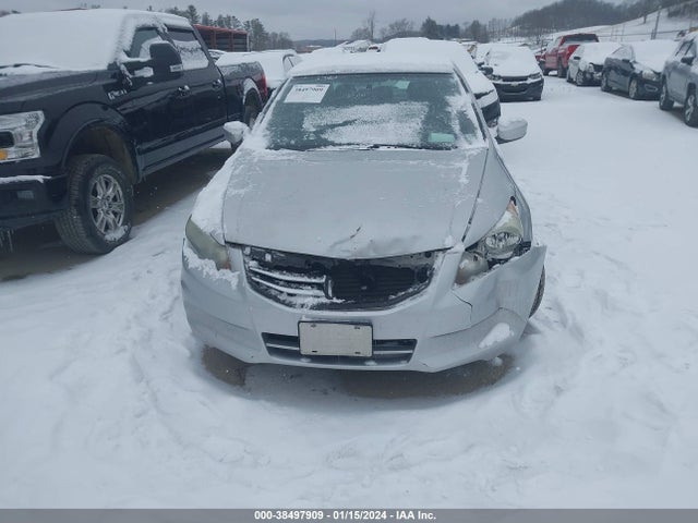2011 HONDA ACCORD 2.4 LX VIN: 1HGCP2F38BA020162